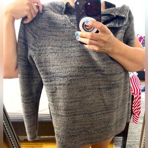 🚫SOLD🚫 Gap V neck sweater